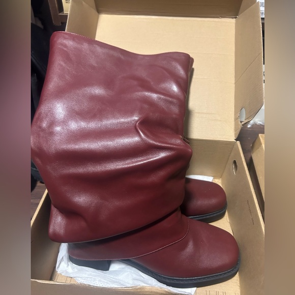 Source Unknown Over the Knee Burgundy Boots